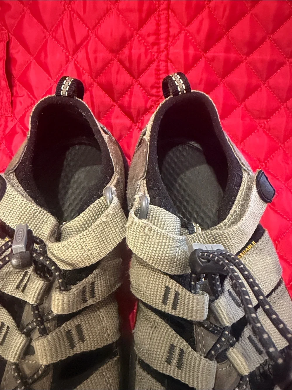 Keen Kids Camo Toe Sandals in Olive and Tan